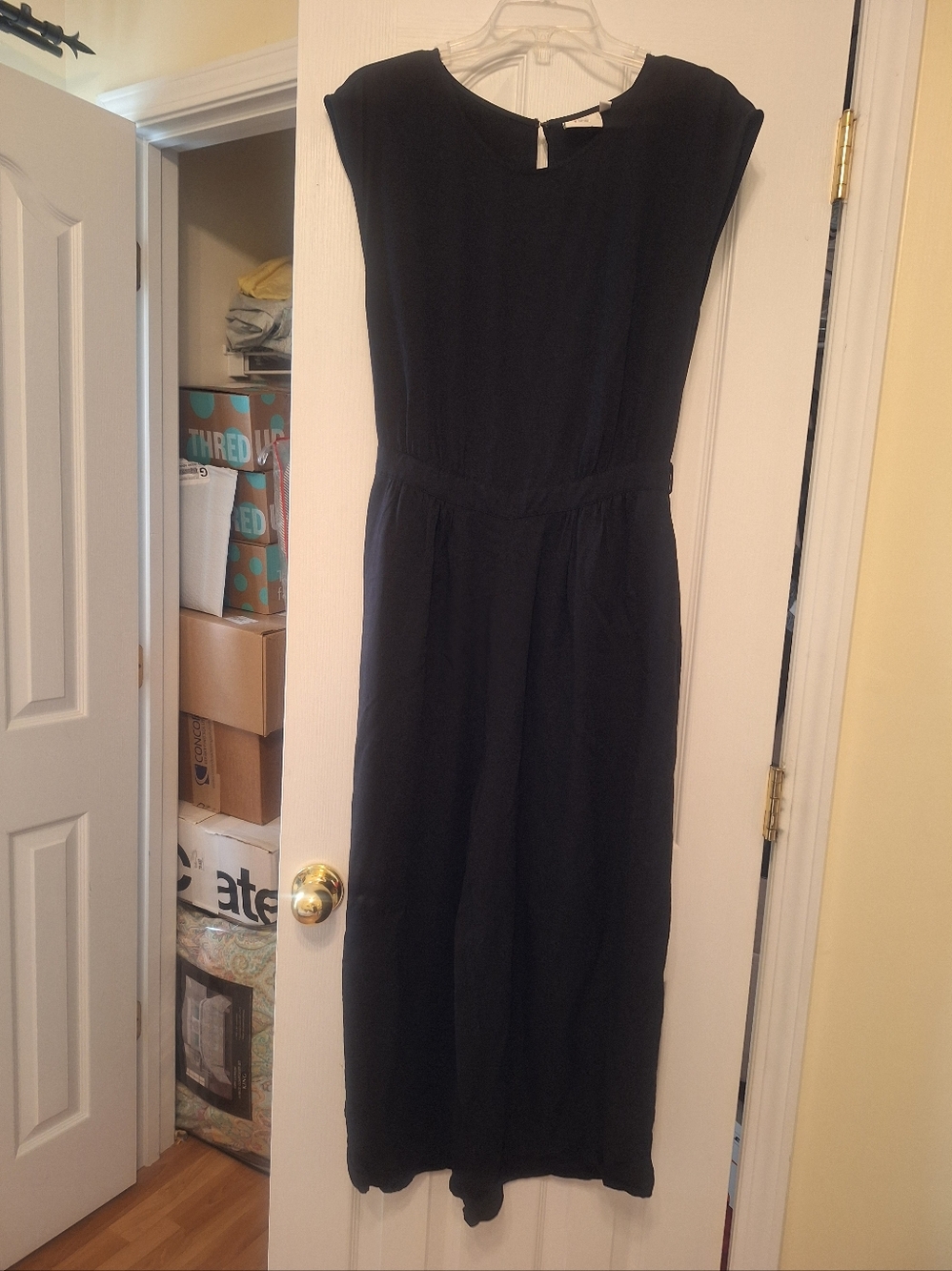 Elk Classic Black Cap-Sleeve Jumpsuot